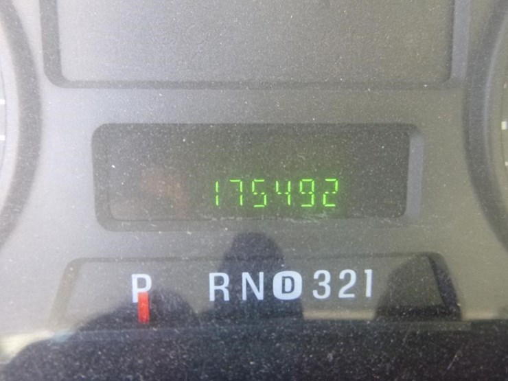 2005-ford-f450-image-18