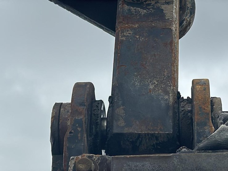2007-deere-437c-image-19