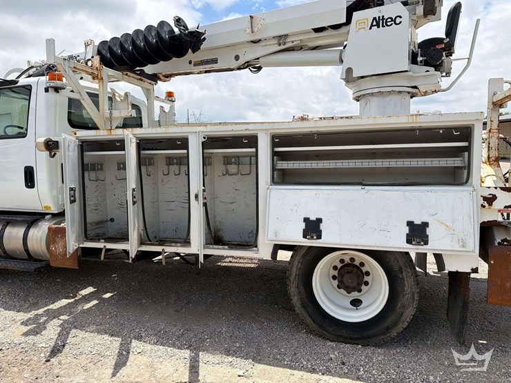 2019-international-durastar-4300-image-39