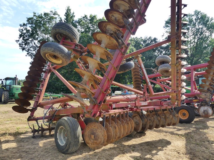 case-ih-3950-image-4