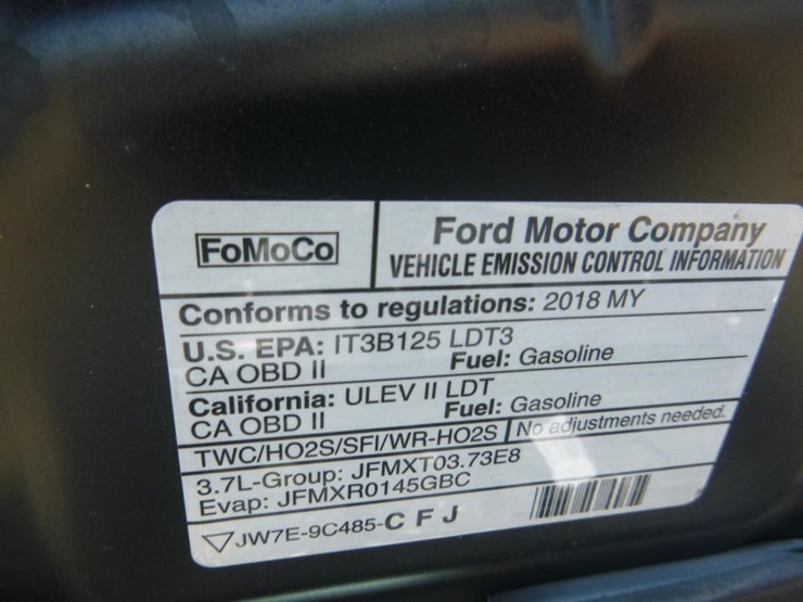 2018-ford-explorer-image-12