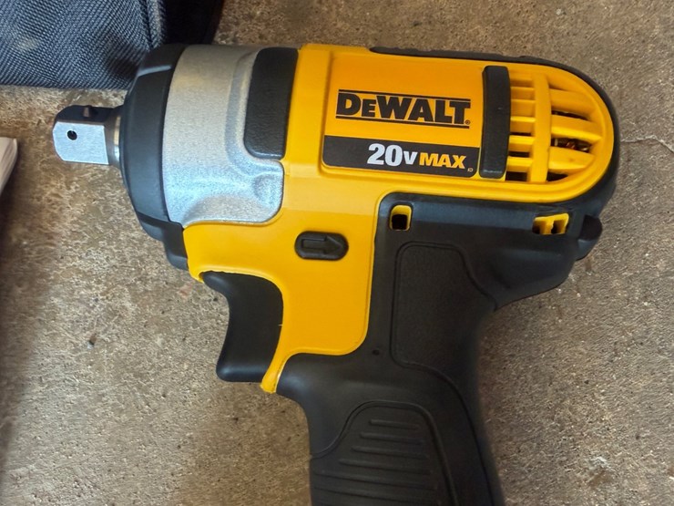 #18-•-dewalt-power-impact-drill-image-5