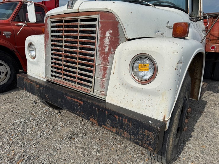 1971-international-loadstar-image-27