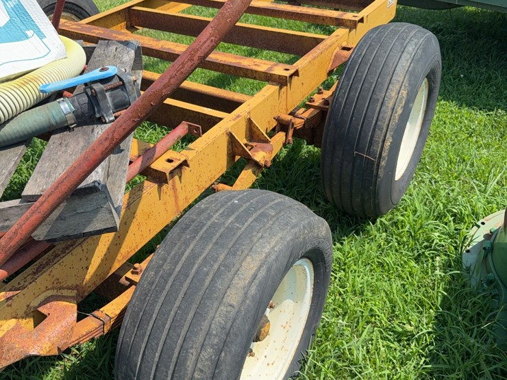 tank-trailer-with-parts-image-4