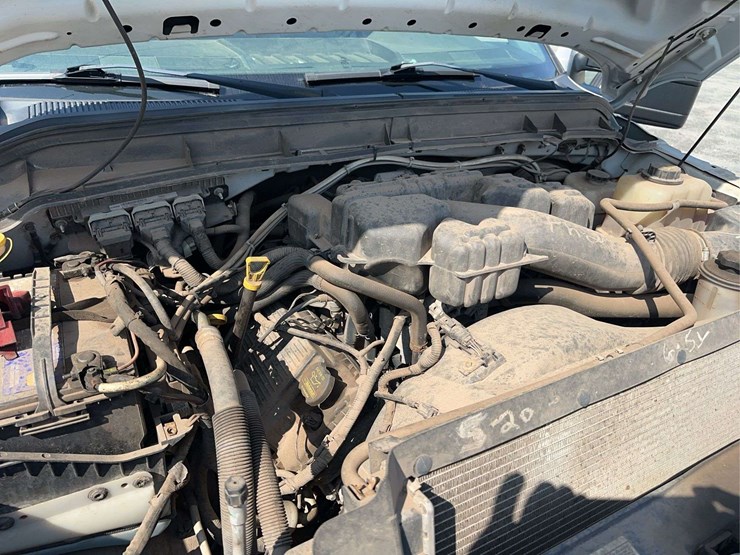 2014-ford-f250-xl-image-19