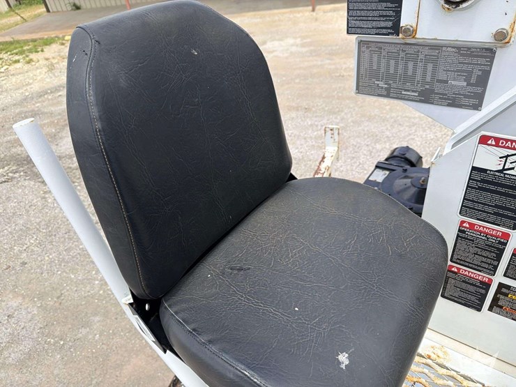 2019-international-durastar-4300-image-27