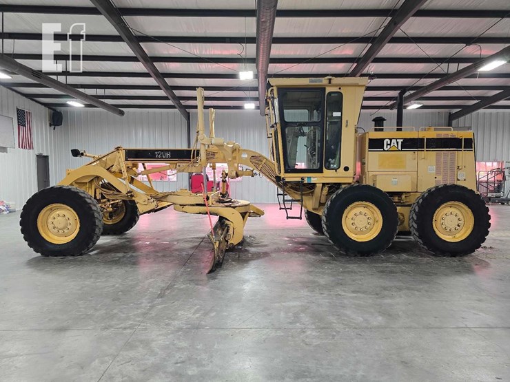 2000-caterpillar-120h-image-5