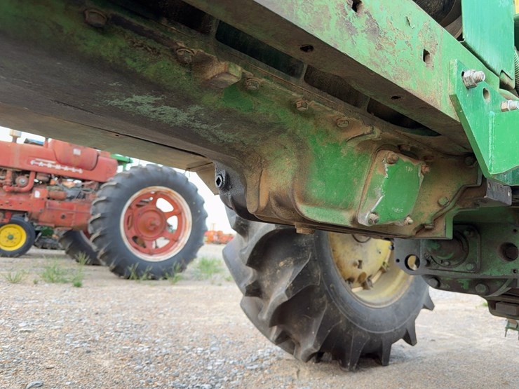 john-deere-4020-image-26