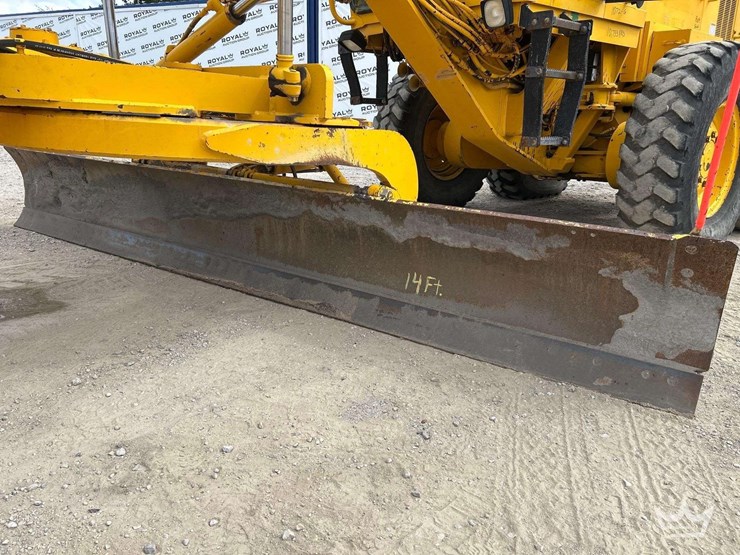 2002-caterpillar-120h-image-25