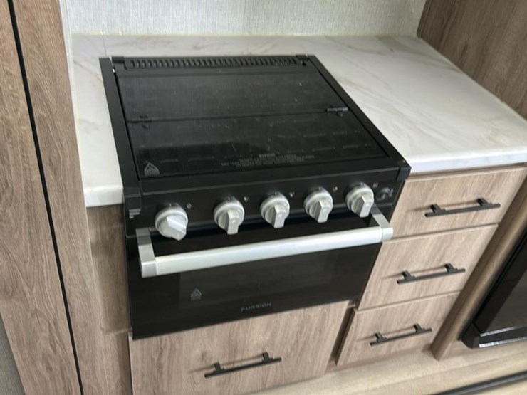 #140-•-2025-grand-design-imagine-xls-22mle-camper-image-59