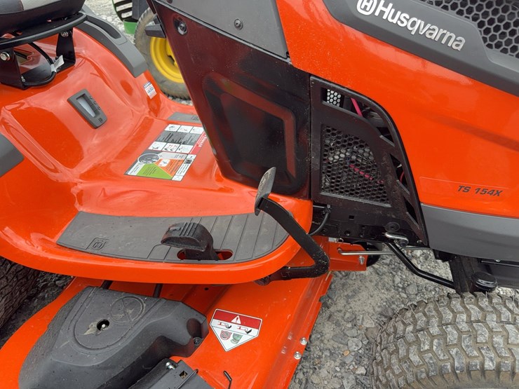 #5393-•-husqvarna-ts154x-riding-mower-020724a003624-inv#5393-image-21