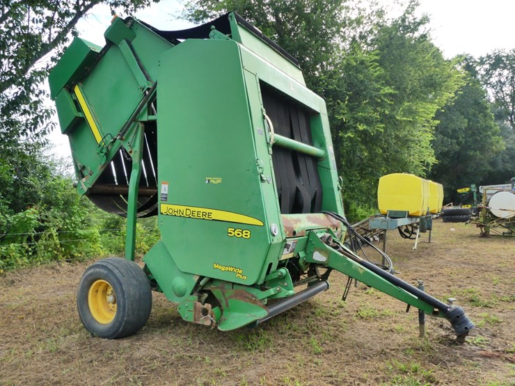 john-deere-568-image-2