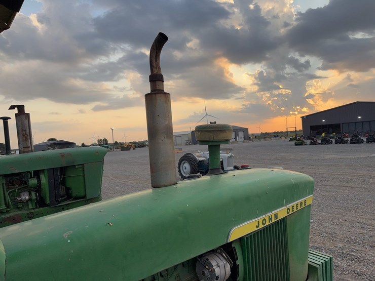 john-deere-4020-image-43