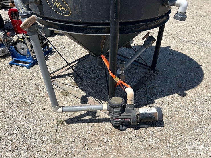 cone-bottom-processing-tank-w/-pump-image-3