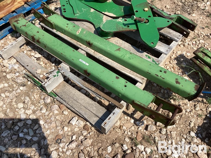 john-deere-2-image-1