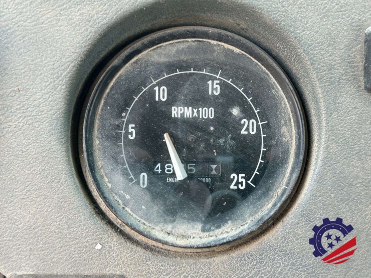 1992-mack-dm600gk-rear-discharge-(glider-kit)-concrete-mixer-truck-image-68