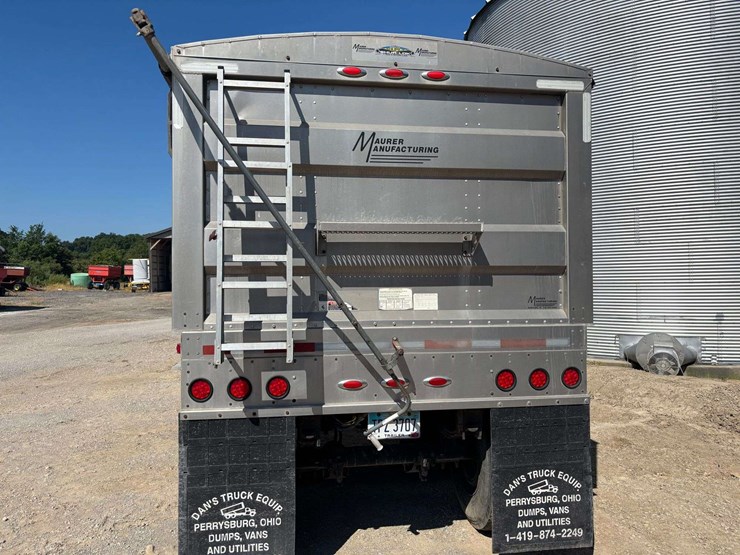 maurer-aluminum-hopper-image-5