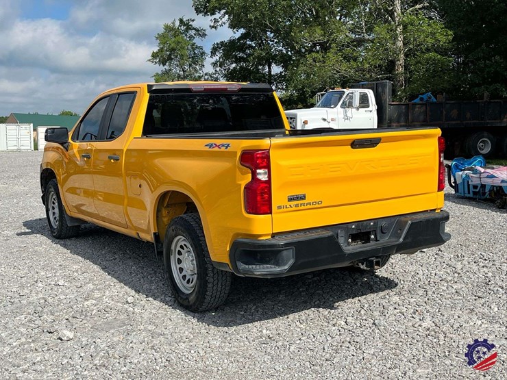 2021-chevrolet-silverado-1500-image-23