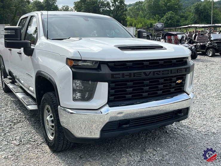 2021-chevrolet-silverado-2500-image-14