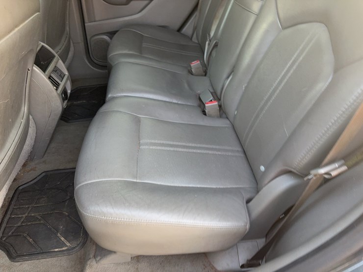 2012-cadillac-srx-image-22