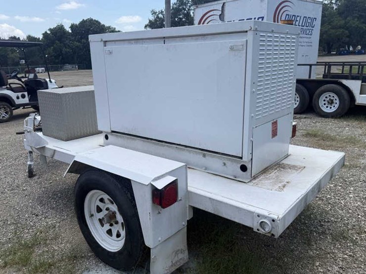 #48-•-onan-cummins-generator-on-trailer-image-7
