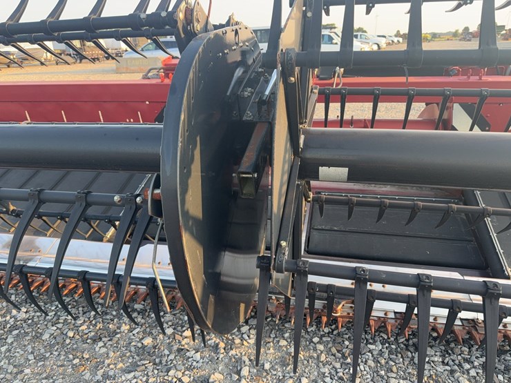2014-case-ih-3162-image-58