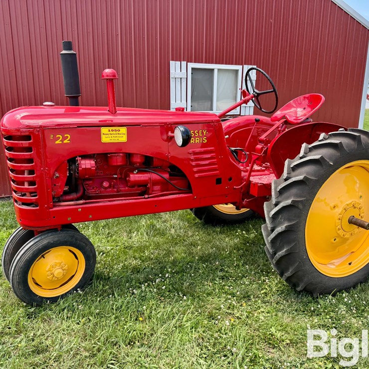 1950 MASSEY-FERGUSON 22