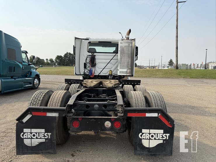 2009-international-transtar-8600-image-5