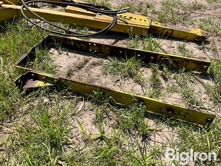 john-deere-10-image-8