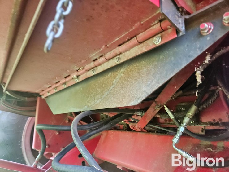2004-case-ih-2388-image-16