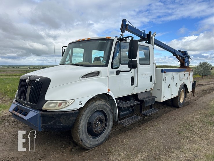 2003-international-durastar-4300-image-1