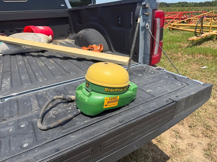 john-deere-starfire-3000-image-1