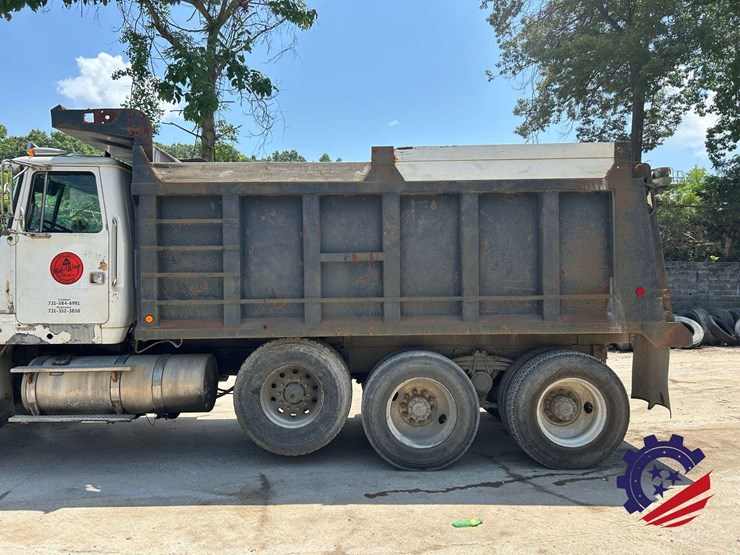 1999-volvo-truck-vnm84-tri-axle-dump-truck-image-24