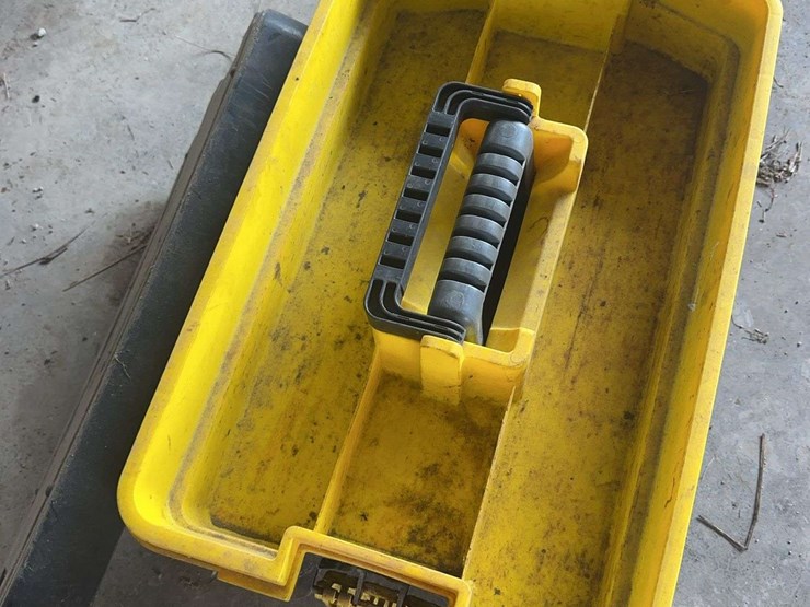 stanley-mobile-tool-chest-rolling-plastic-organizer-with-two-trays-image-9