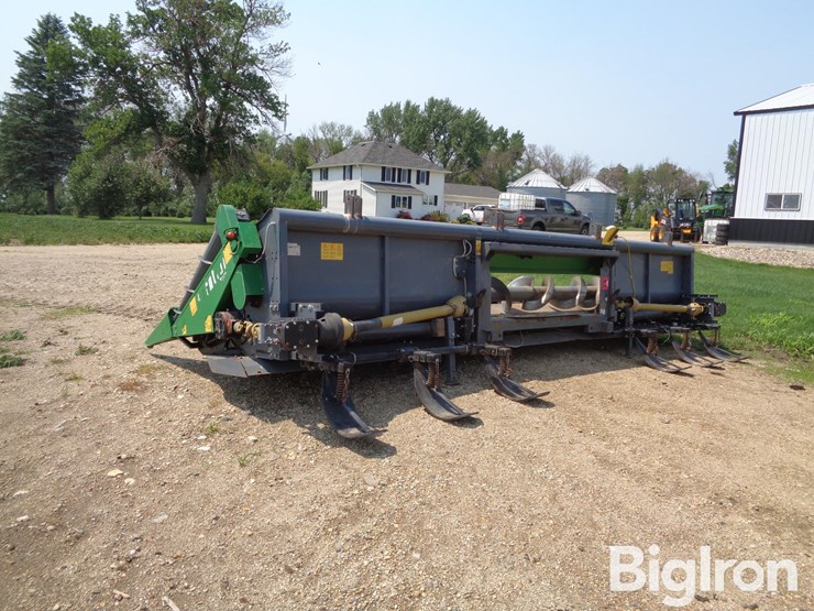 2011-john-deere-a-image-7