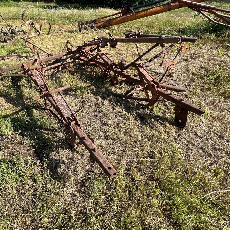 #9906 • Allis-Chalmers Cultivator
