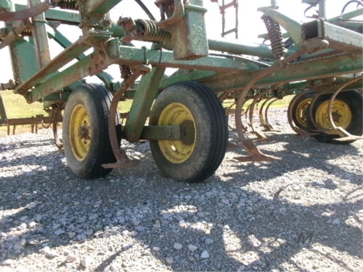 john-deere-1000-image-5