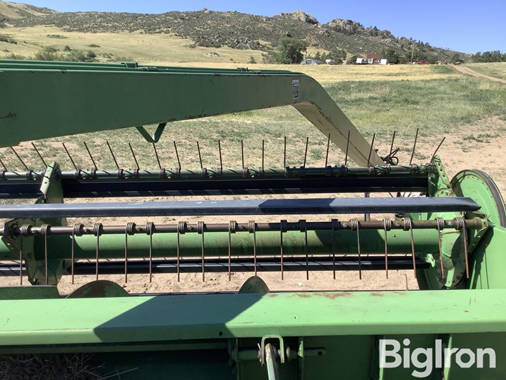 john-deere-240-image-19