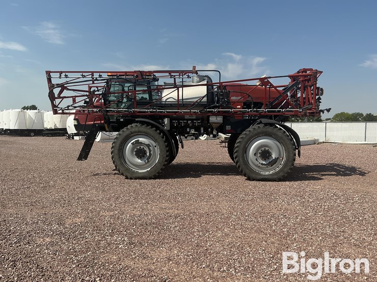 2009-case-ih-patriot-3320-image-8