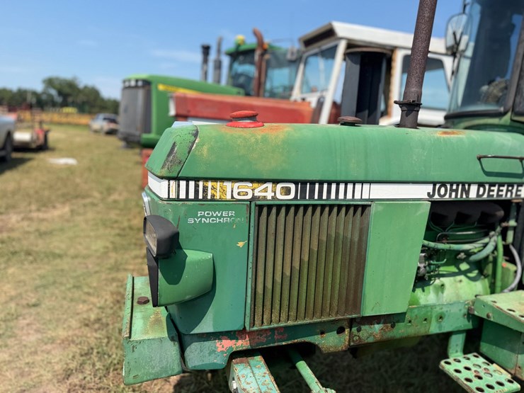 1981-john-deere-1640-image-26