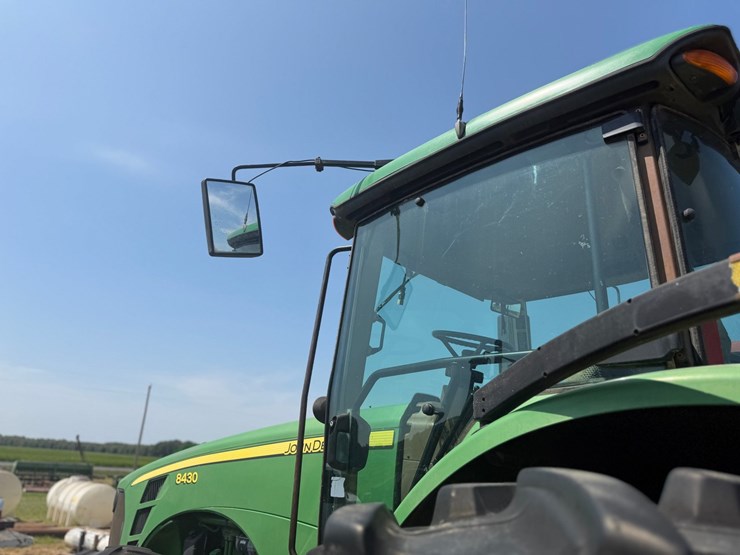 2007-john-deere-8430-image-30