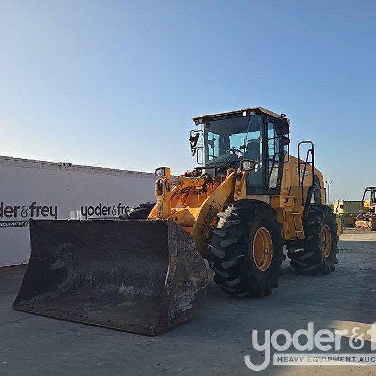 2019 HYUNDAI HL955