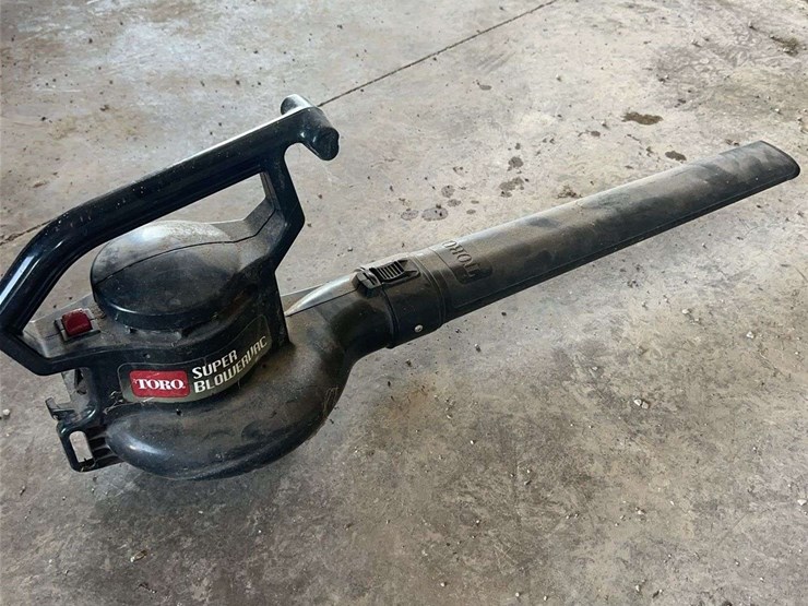 toro-super-blowervac-model-51587-corded-electric-leaf-blower-image-1