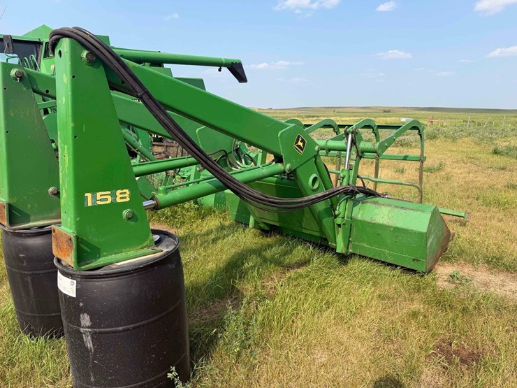 john-deere-158-image-6