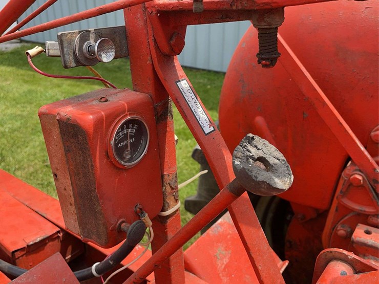 1944-allis-chalmers-wc-image-12