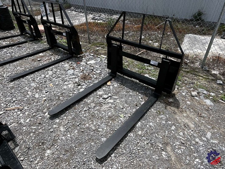 unused-2026-mower-king-sa-skid-steer-forks-attachment-image-3