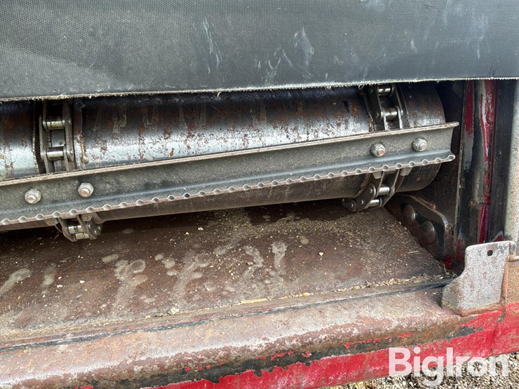 2007-case-ih-7010-image-10