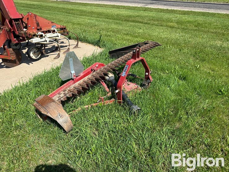 case-ih-1300-image-3