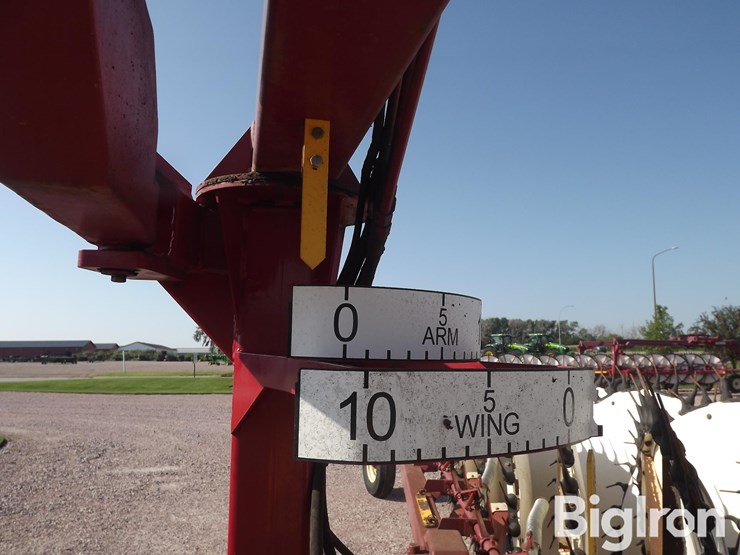 2008-rowse-u27-27-wheel-hay-rake-image-17