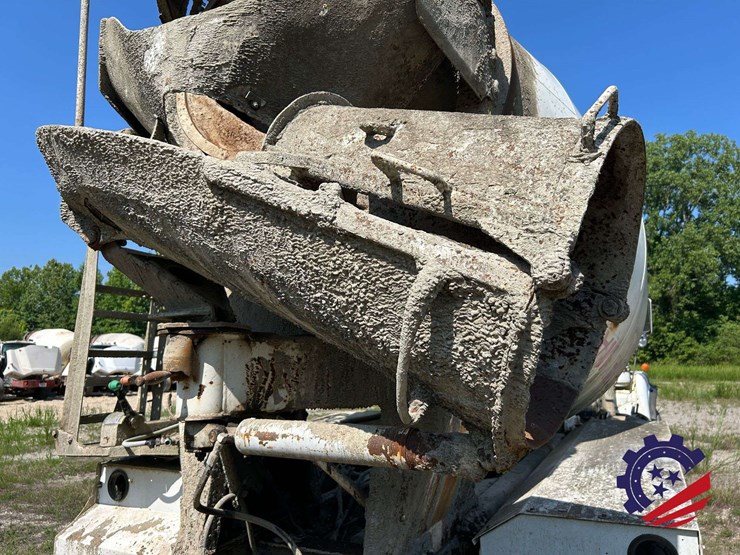 1998-mack-dm690s-image-35